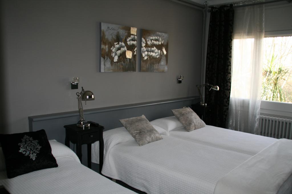 Hotel L'Ast Banyoles Bilik gambar